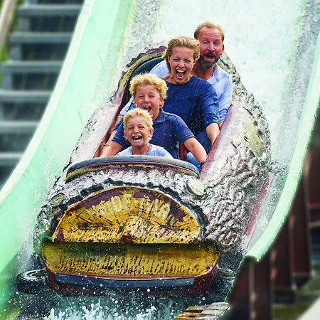 Heide Park Abenteuerhotel 4* Soltau