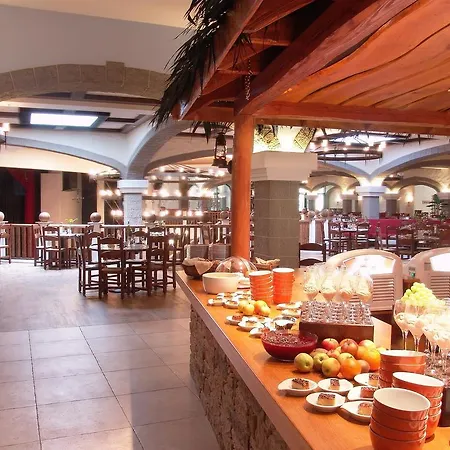 فندق Heide Park Abenteuerhotel